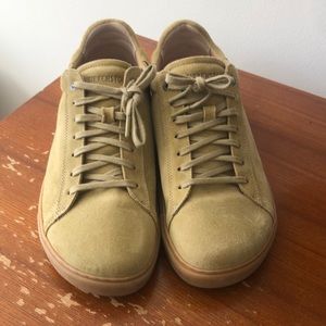 Suede men’s Birkenstock lace up shoe